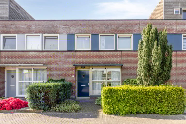 Midwoldeplein 27 in Tilburg foto