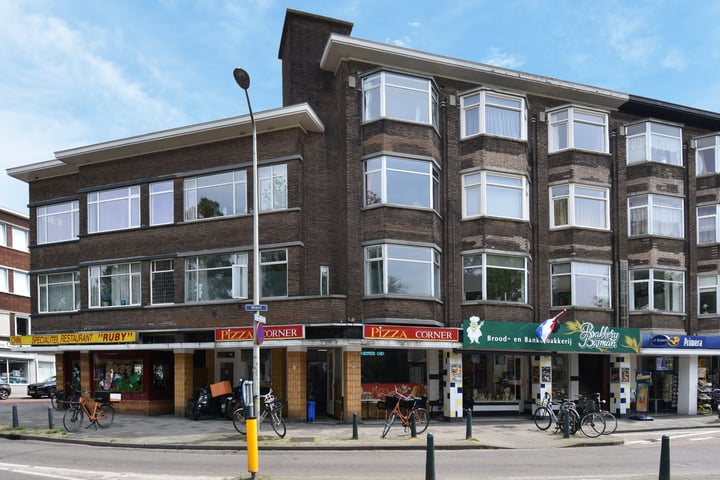 Mient 394 in 's-Gravenhage