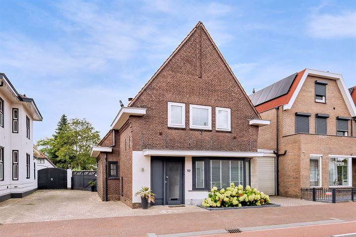 Mierloseweg 198 in Helmond foto