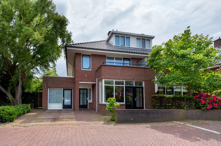 Mijlpaal 4 in 's-Gravenhage