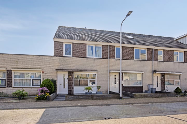 Mijndenstraat 12 in Tilburg foto