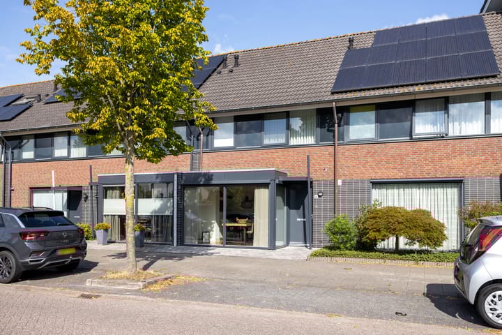 Mijnsheerenlandstraat 49 in Tilburg foto