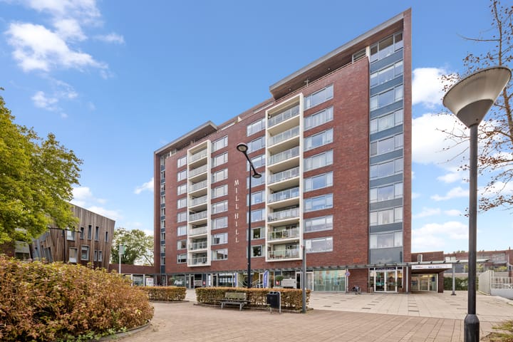 Mill Hillplein 83 in Roosendaal foto