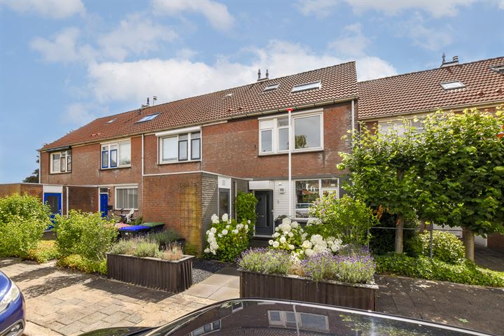 Mina Krusemanpark 115 in Heemskerk foto