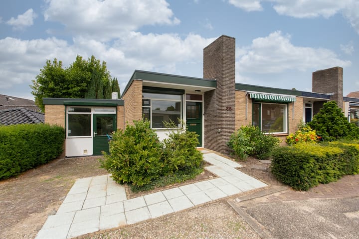 Minister Veldkampstraat 33 in 's-Heerenberg
