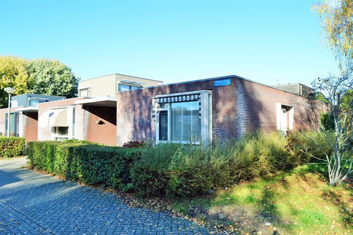 Miróstraat 109 in Almere foto