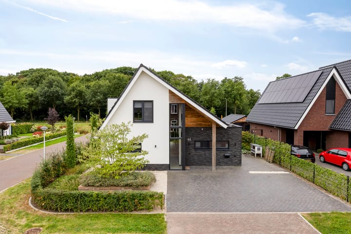 Moatsnieder 44 in Haaksbergen foto