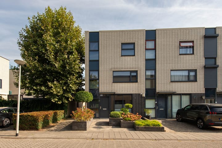 Moerasberg 56 in Roosendaal