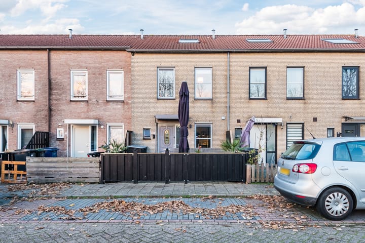 Moesdistelstraat 19 in Almere
