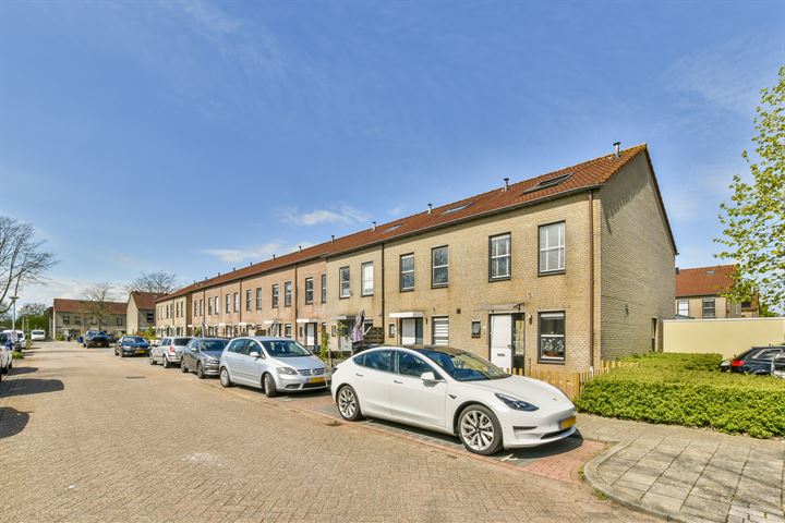 Moesdistelstraat 23 in Almere foto