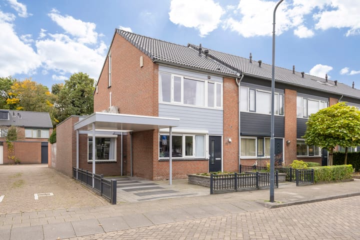 Molenakker 11 in Vught foto