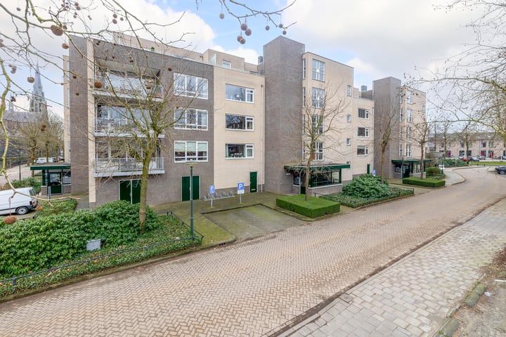 Molenbeemden 8 in Veghel foto