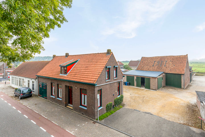 Molendijk 15 in Stad aan 't Haringvliet foto