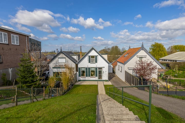 Molendijk 42 in Krimpen aan de Lek foto