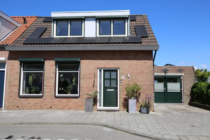 Molendijk 79 in Dinteloord