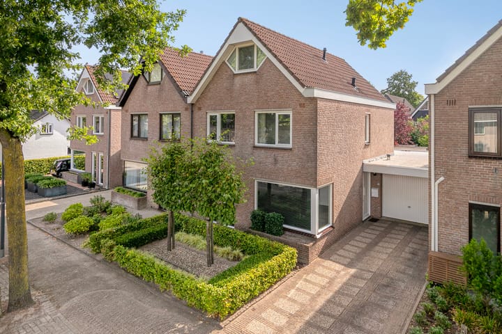 Moleneind 31 in Prinsenbeek foto