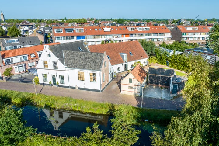 Moleneind 35 in Rijnsburg