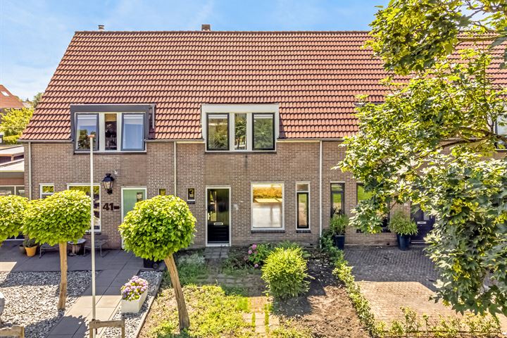 Molenkade 43 in Noord-Scharwoude foto