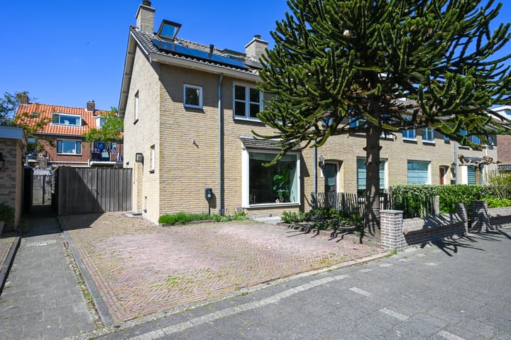 Molenstraat 102 in Monster foto