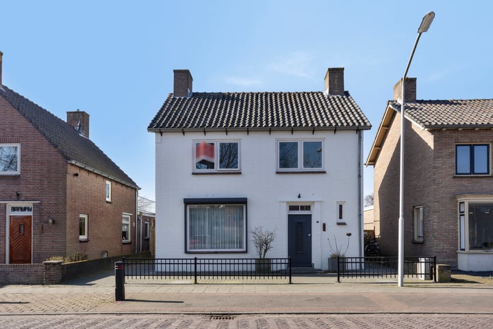 Molenstraat 13 in Made foto