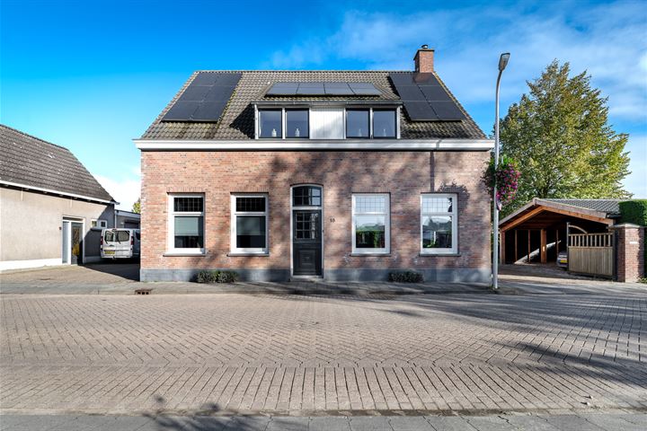 Molenstraat 15 in Kruisland foto