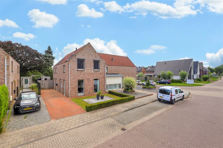 Molenstraat 17 in Herwen foto