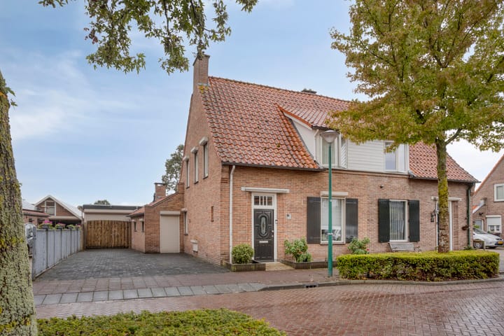 Molenstraat 21 in Heesch foto
