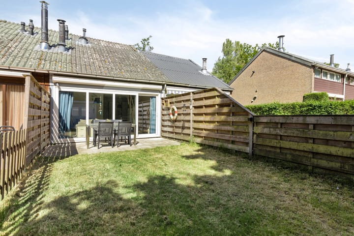 Molenweg "De Kreek" Vijverlaan 39 in Bruinisse foto