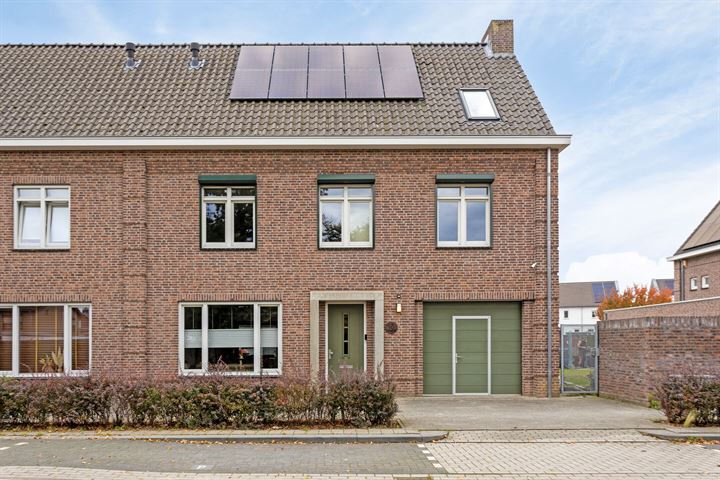 Molenweg Zuid 18 in Urmond foto