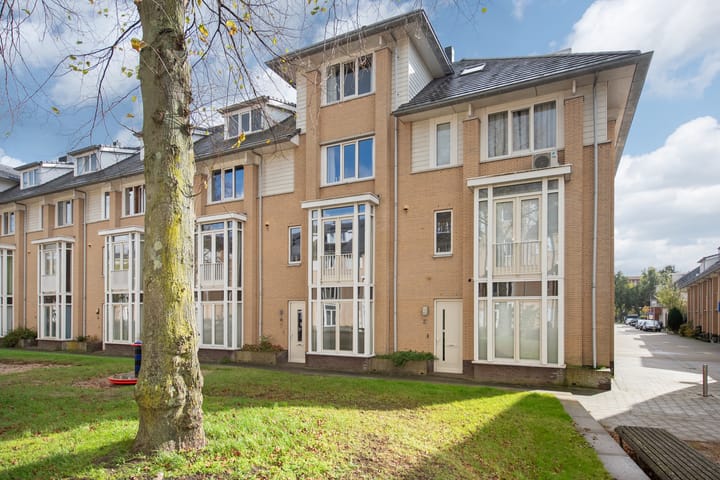 Molenweide 85 in Delft foto