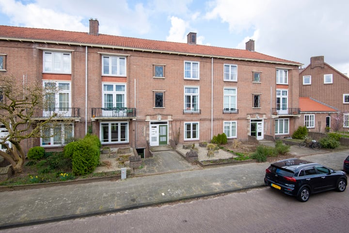 Molukkenstraat 12 in Nijmegen foto