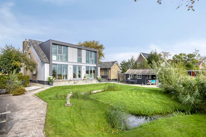 Monnickendammerrijweg 50A in Ilpendam foto