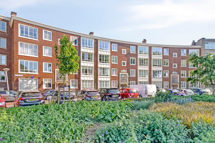 Monnickendamplein 108 in 's-Gravenhage