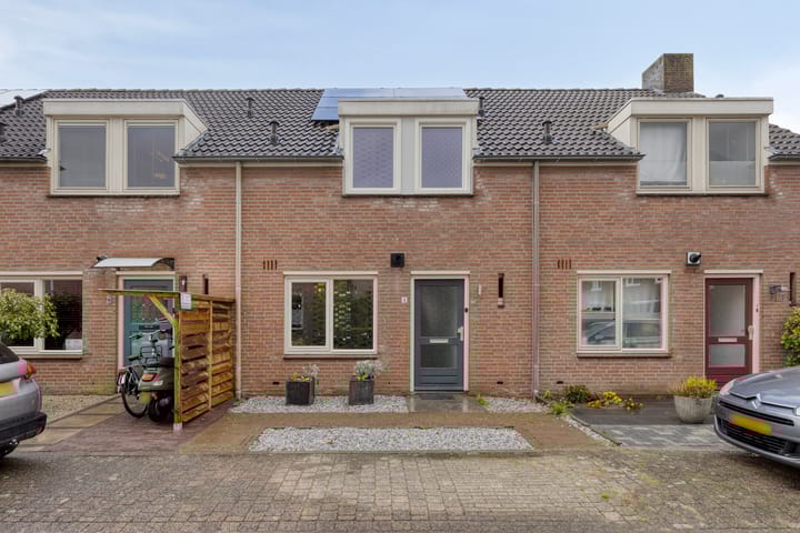 Monseigneur Dubbelmanstraat 4 in Heeswijk-Dinther