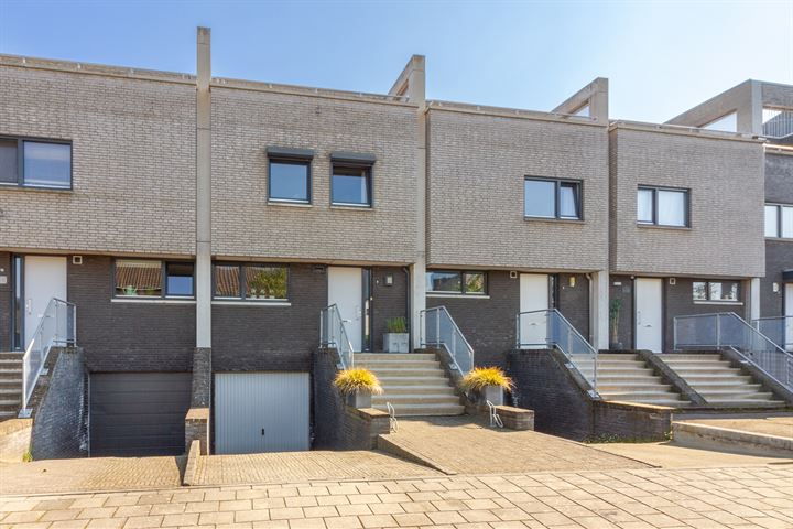 Monseigneur Savelbergstraat 8 in Roermond foto