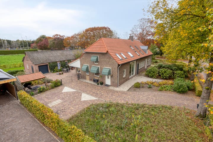 Monseigneur van den Hurklaan 10a in Heesch foto