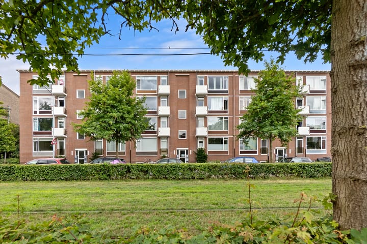 Monseigneur van Steelaan 134 in Voorburg foto