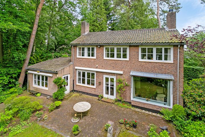 Montensbos 47 in Breda foto