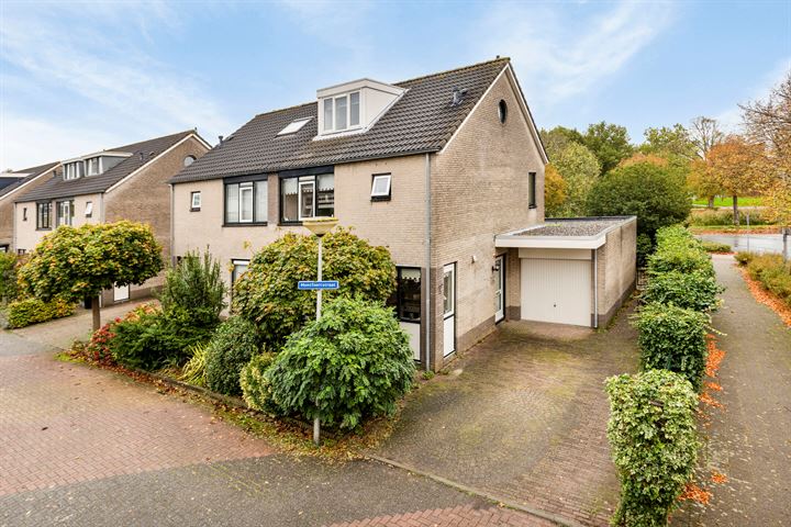 Montfoortstraat 18 in Hellevoetsluis foto