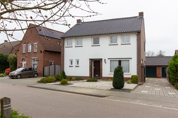 Montforterweg 12 in Linne foto