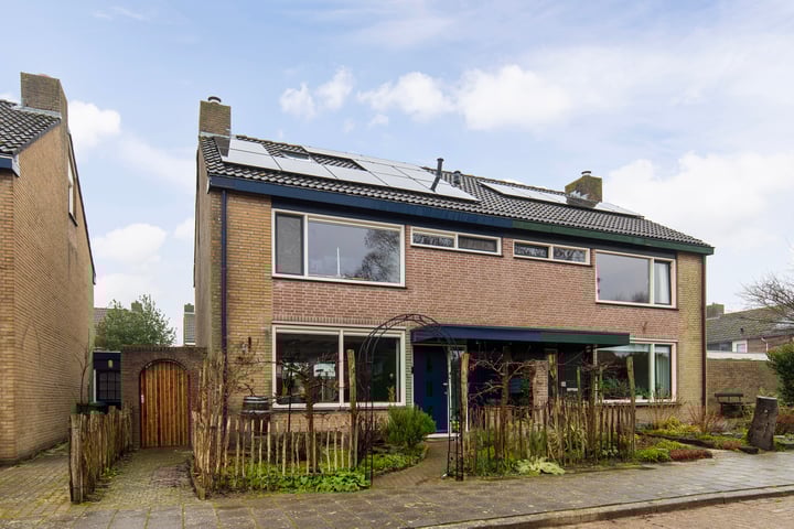 Montgomerystraat 35 in Huijbergen foto