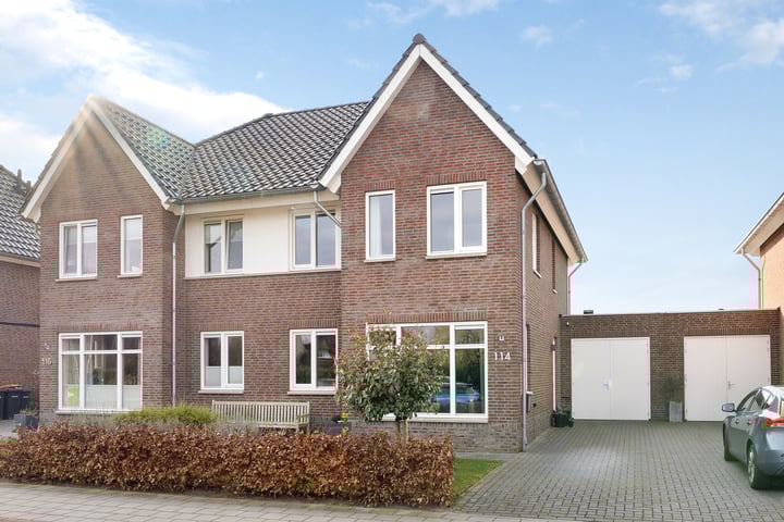 Moonenlaan 114 in Hardenberg foto