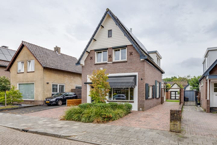 Morellenlaan 14 in Apeldoorn foto