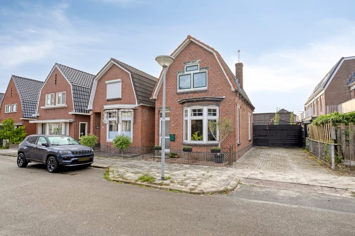Mr. A.J. de Sitterstraat 22 in Winschoten