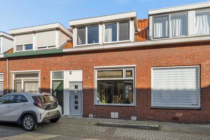 Mr. de Fremerystraat 20 in 's-Gravenzande