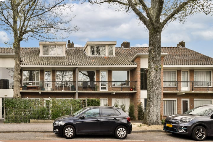 Mr. G. Groen van Prinstererlaan 82 in Amstelveen foto