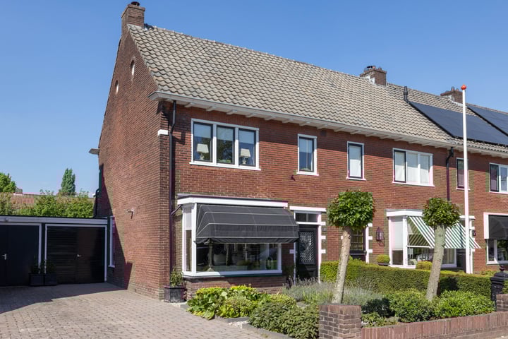 Foto van woning Mr. P.J. Troelstrastraat 43, Hengelo