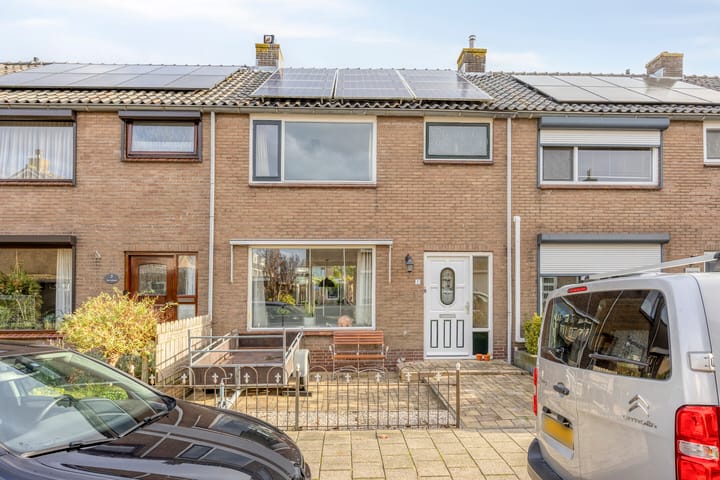 Mr P S Gerbrandystraat 7 in Zuidland