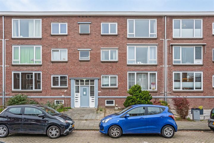 Mr. Troelstrastraat 51a in Ridderkerk foto