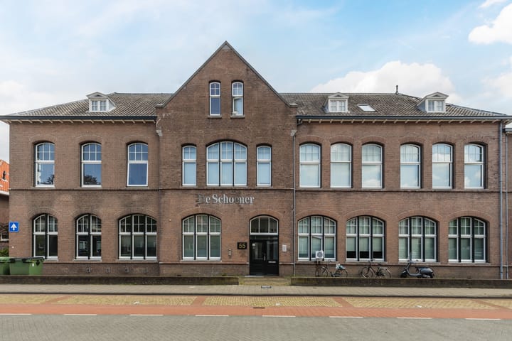 Mr. van Coothstraat 55-01 in Waalwijk foto